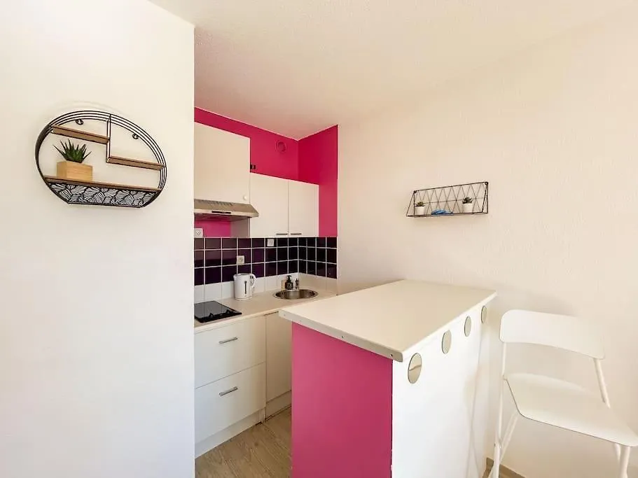 Coquet Studio Dans Residence Avec Piscine Sanary Les Playes
